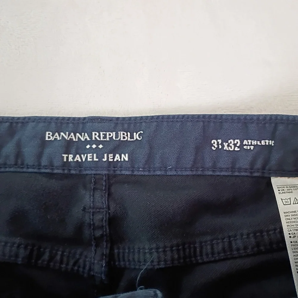 Banana Republic Travel Jean Mens 31x32 Athletic Fit Navy Blue Stretch Pants